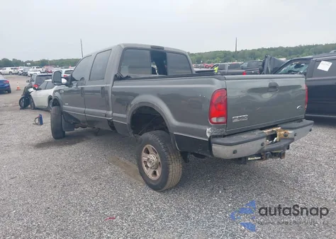 2006 Ford F-350 z USA, uszkodzony, nr VIN 1FTWW31P36ED42348